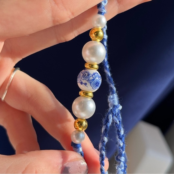 Handmade woven bracelet blue gold adjustable beaded - Picture 9 of 11